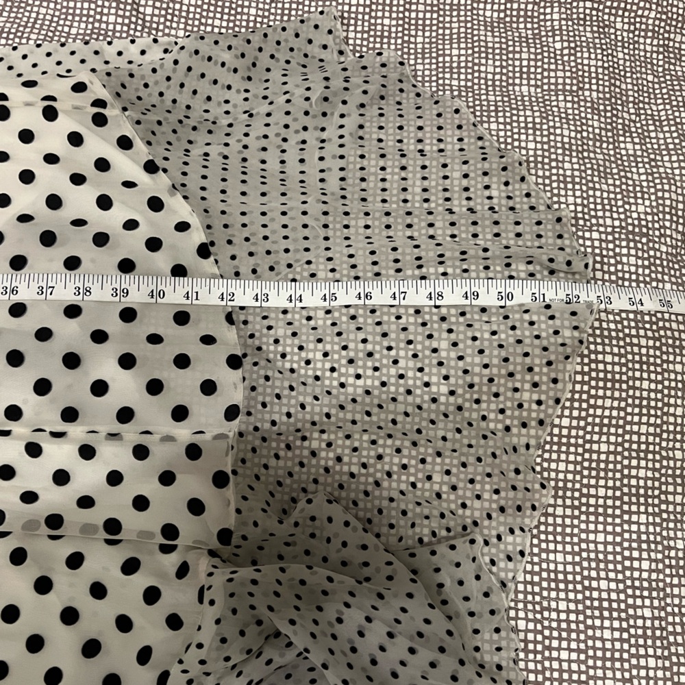 NWT Alice +Olivia soft white large dot dress. Size 12 - Picture 14 of 14
